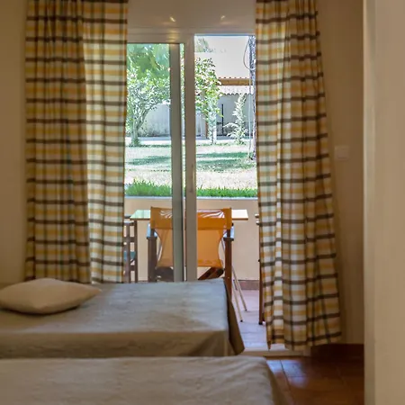 Apart Otel Elenas 4*
