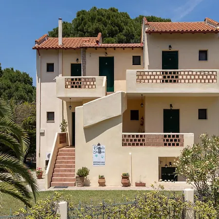 Apart-hotel Elenas