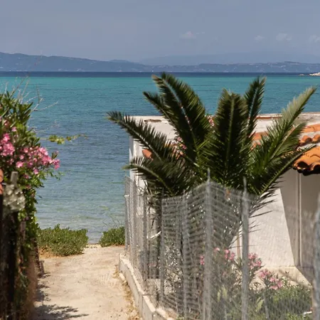 Apart Otel Elenas 4*